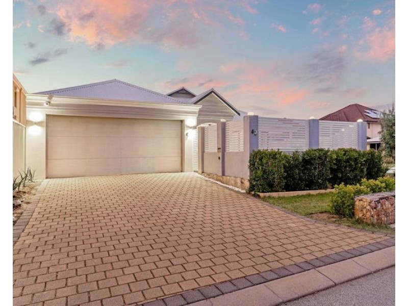 42 Barang Circuit, Karawara WA 6152