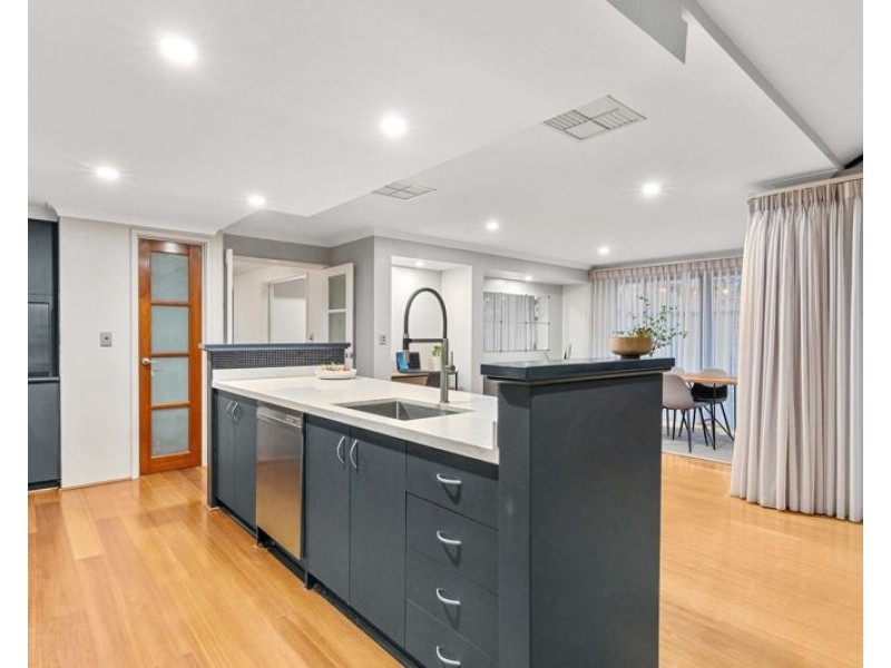 42 Barang Circuit, Karawara WA 6152