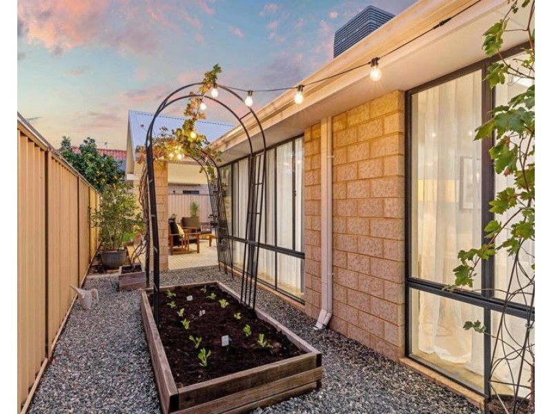 42 Barang Circuit, Karawara WA 6152