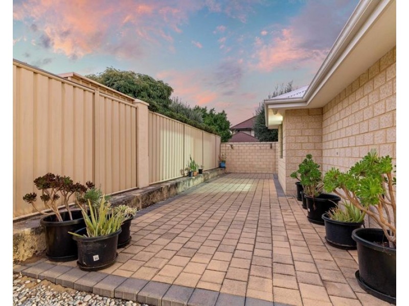 42 Barang Circuit, Karawara WA 6152