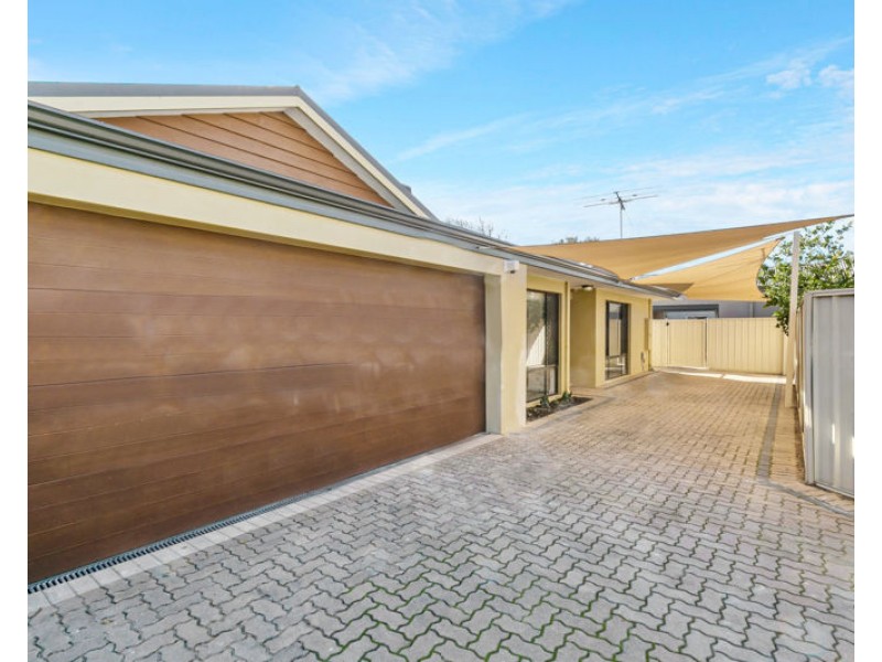 6A Downey Drive, Manning WA 6152