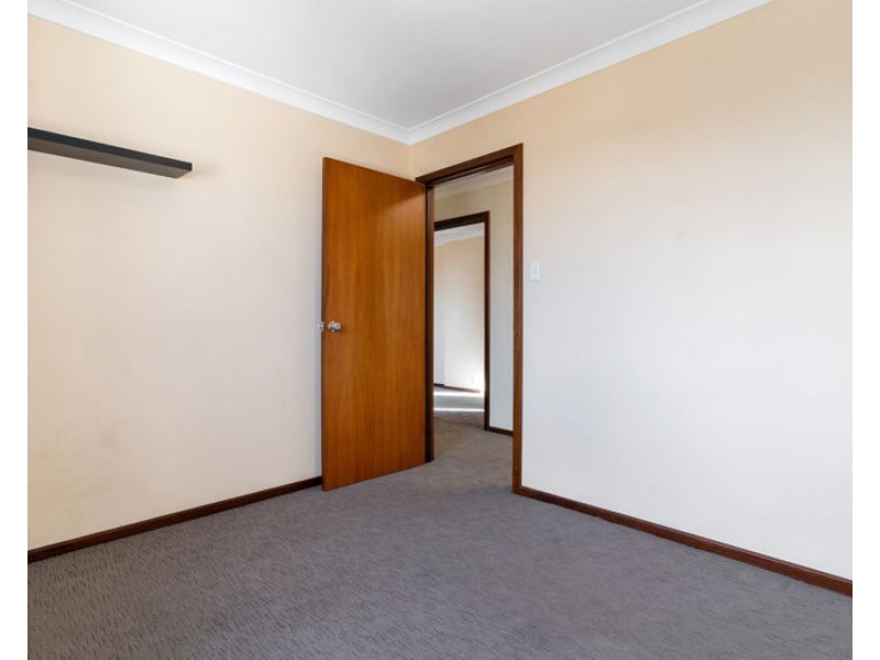 2/242 Coode Street, Como WA 6152