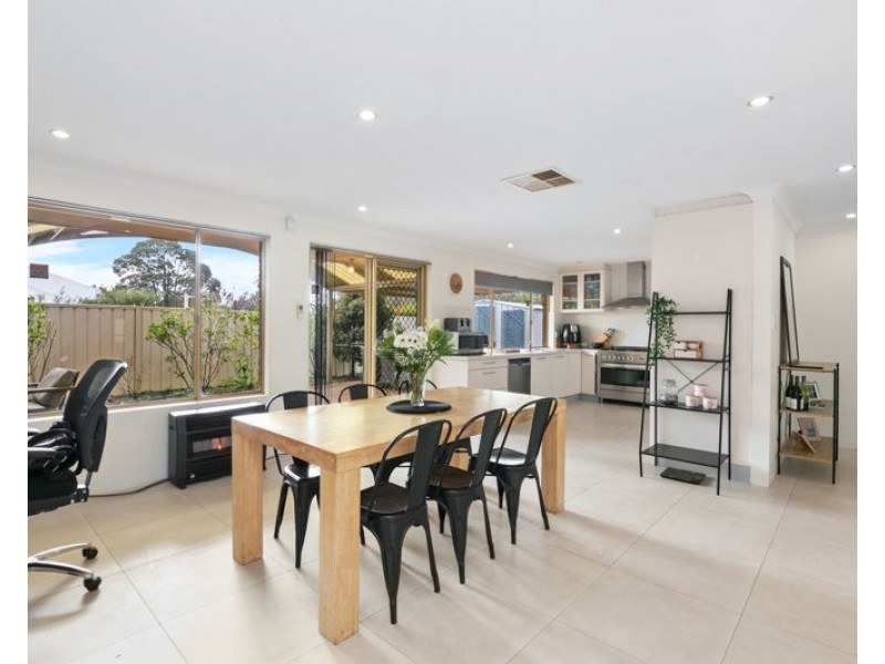 325b Preston Point Road, Attadale WA 6156