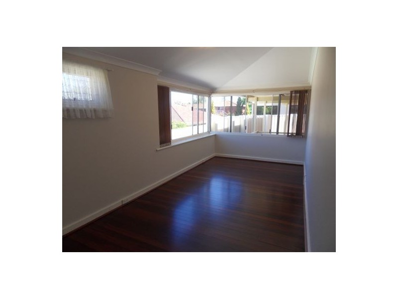 64 Thelma Street, Como WA 6152