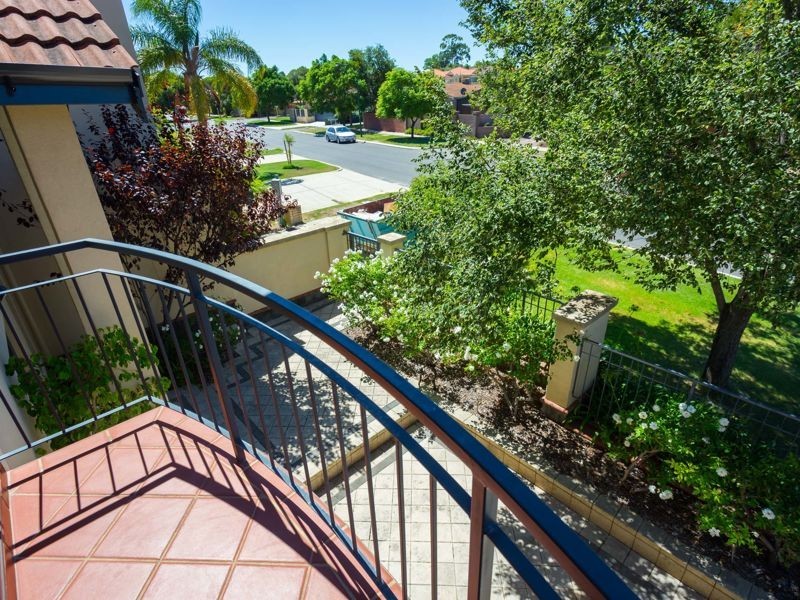 79 Mary Street, Como WA 6152