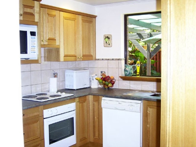 3/4 Saunders Street, Como WA 6152