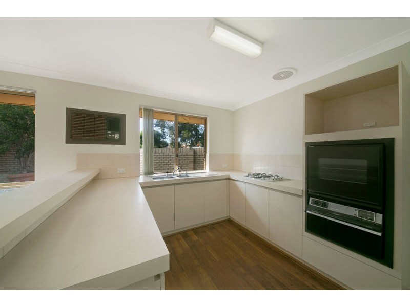 4/269 Labouchere Road, Como WA 6152