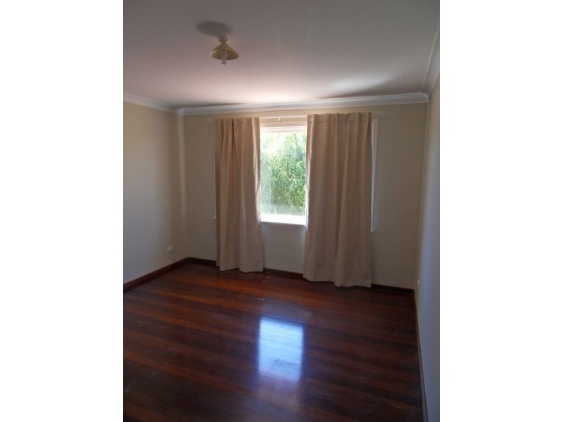 1/13 Amery Street, Como WA 6152