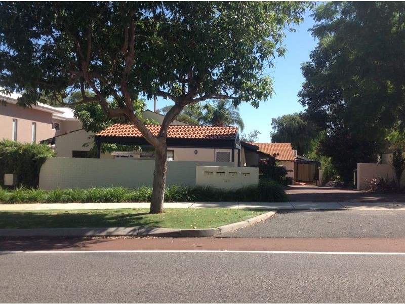 2/211 Labouchere Road, Como WA 6152