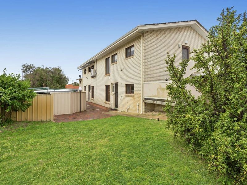 13/79 Clydesdale Street, Como WA 6152