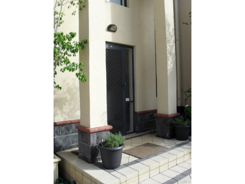 79 Mary Street, Como WA 6152