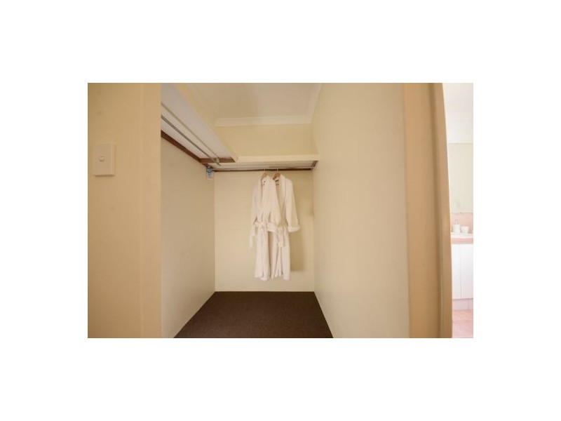 2/134 Manning Road, Manning WA 6152