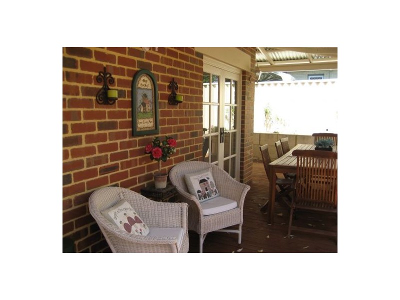 2 King Street, Kensington WA 6151