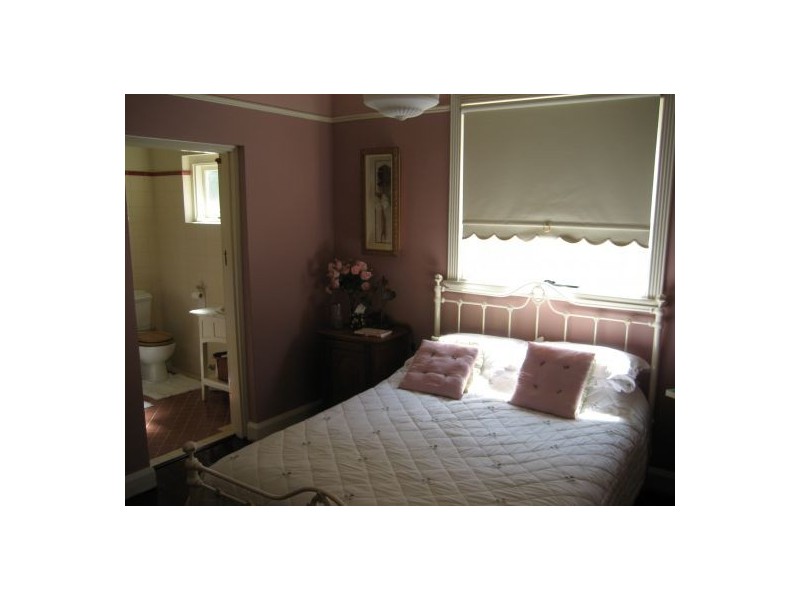 2 King Street, Kensington WA 6151