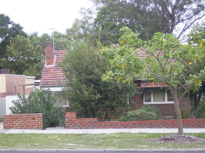 54 Hillview Terrace, St James WA 6102