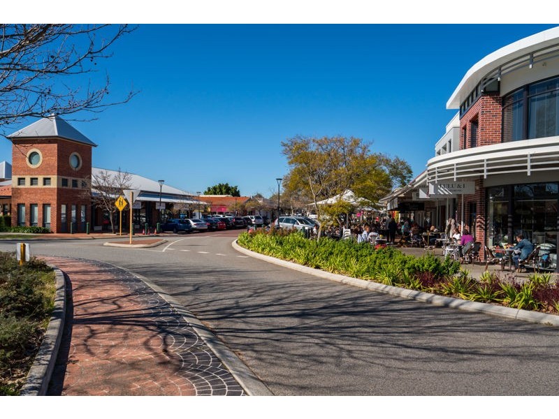 4/1-3 Macleod Road, Applecross WA 6153