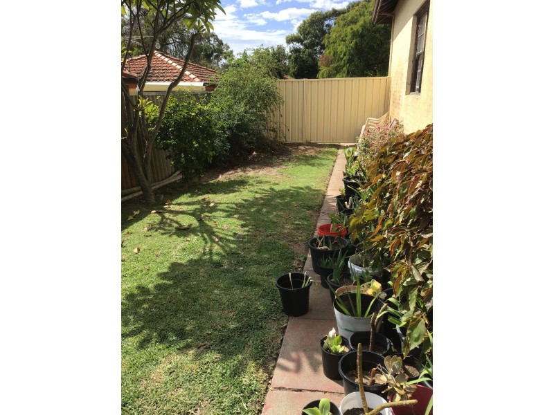 1/33 Edgecumbe Street, Como WA 6152