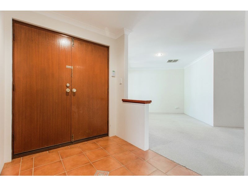 2/68 Edgecumbe Street, Como WA 6152