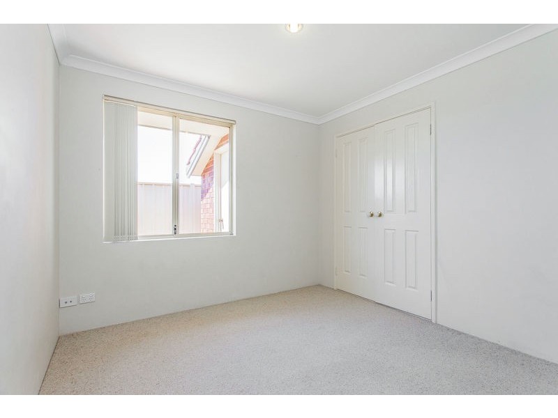 2/68 Edgecumbe Street, Como WA 6152