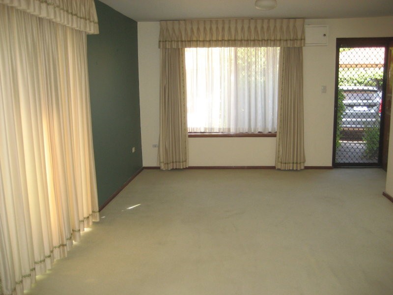 3/16 Gwenyfred Road, Kensington WA 6151