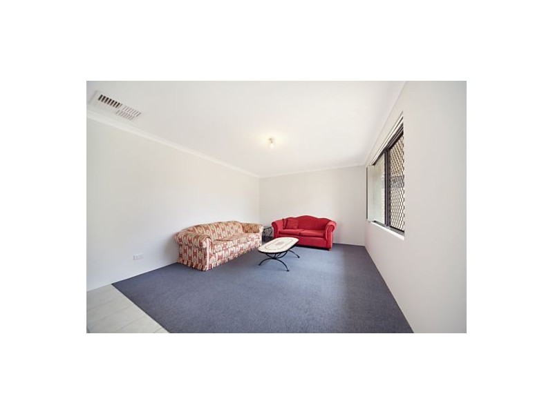 35B Hopkinson Way, Wilson WA 6107