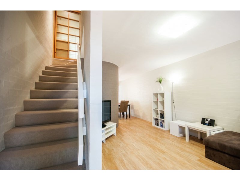 9/373-375 Canning Highway, Como WA 6152