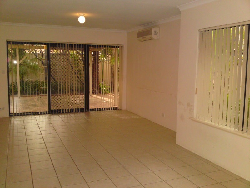 8B Strickland Street, Ardross WA 6153