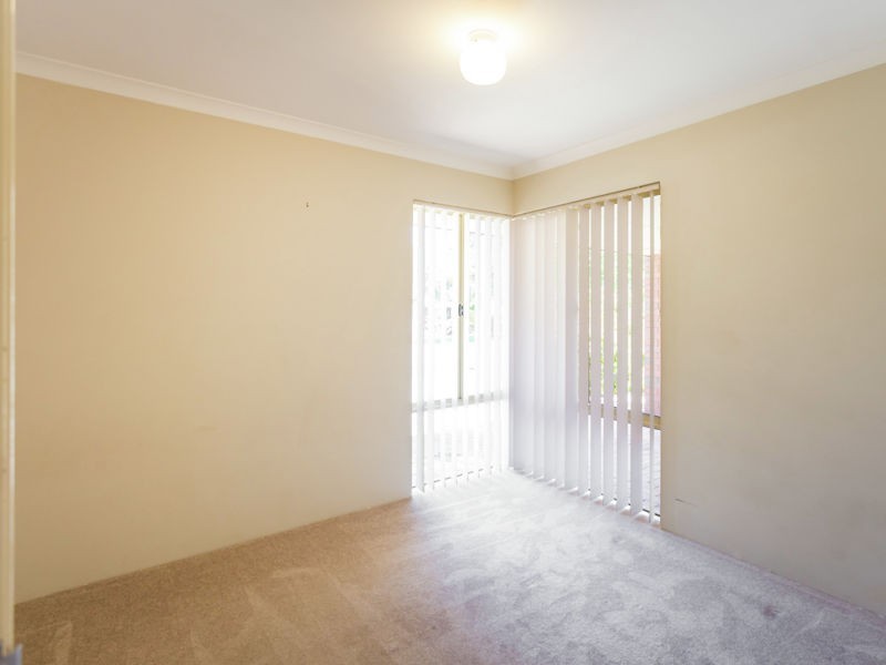 1/15 Pitt Street, St James WA 6102