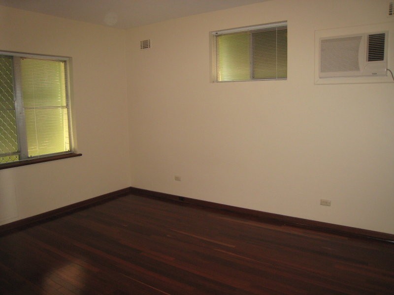 2/35 Robert Street, Como WA 6152