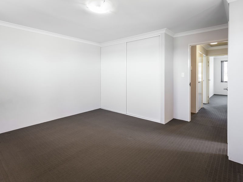 13/35 Henry Street, East Cannington WA 6107