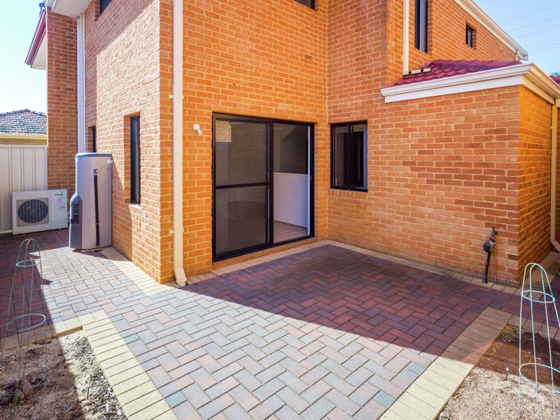 13/35 Henry Street, East Cannington WA 6107