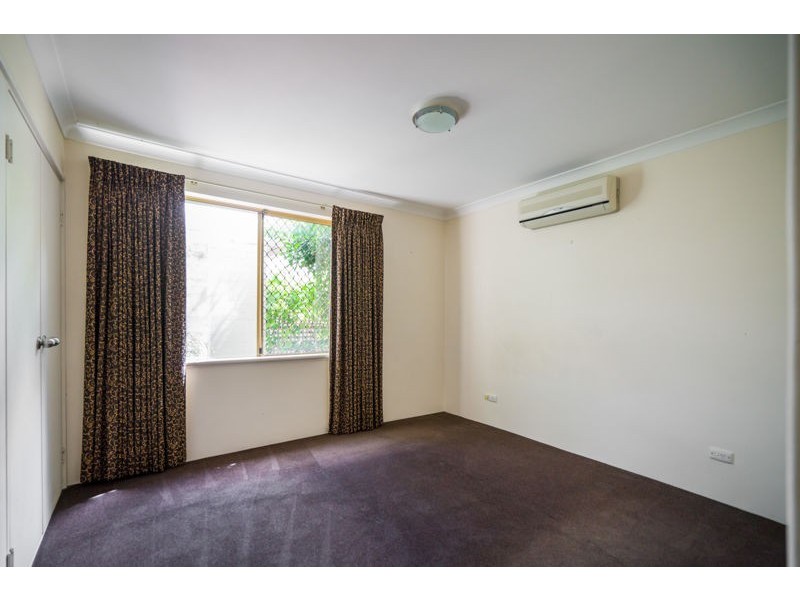 4/140 Gwenyfred Road, Kensington WA 6151