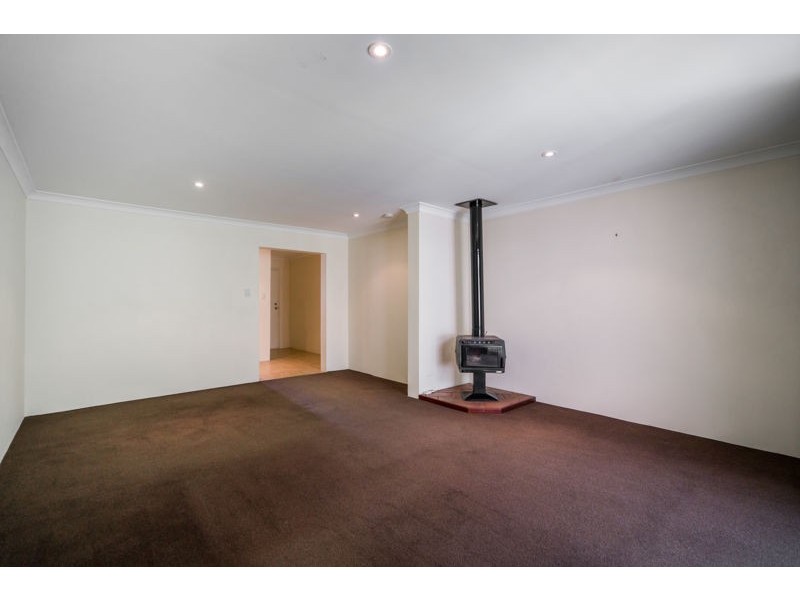 4/140 Gwenyfred Road, Kensington WA 6151