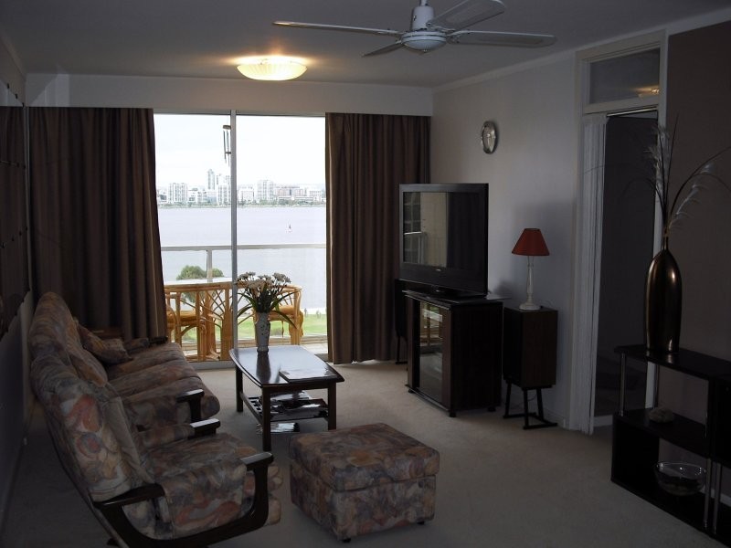 43/160 Mill Point Road, South Perth WA 6151