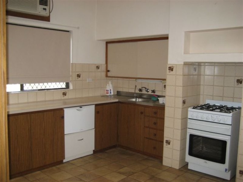 86 Banksia Terrace, Kensington WA 6151