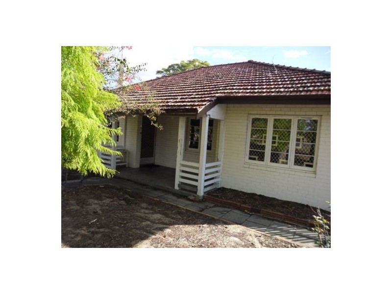 81 Alvah Street, St James WA 6102