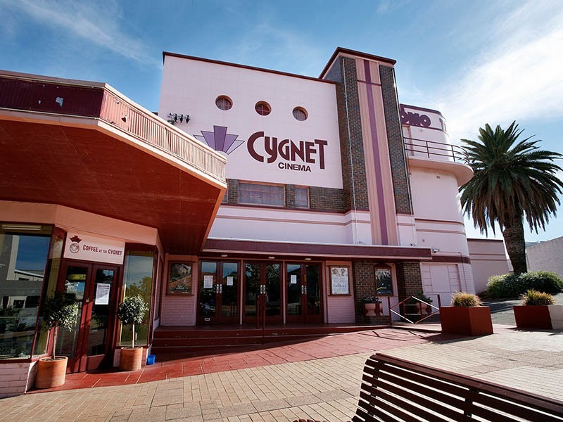 31 Lockhart Street, Como WA 6152