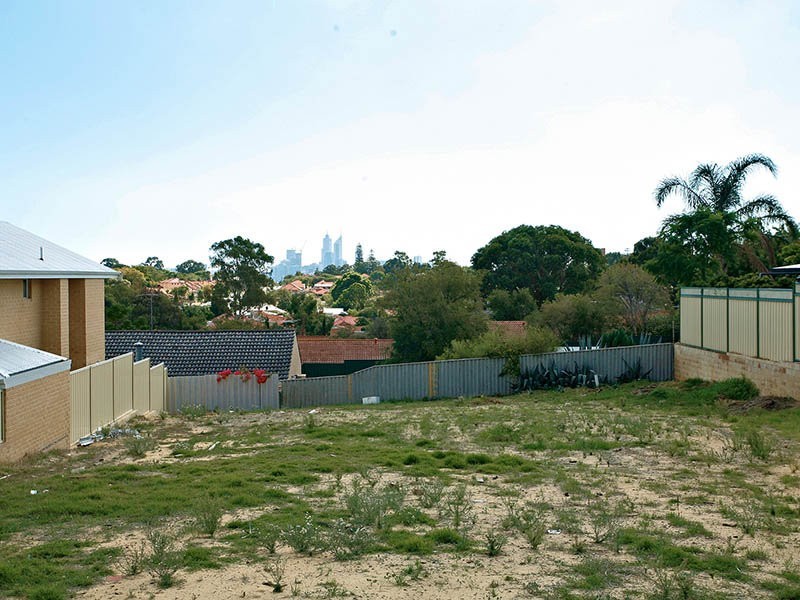 71 Rathay Street, Kensington WA 6151