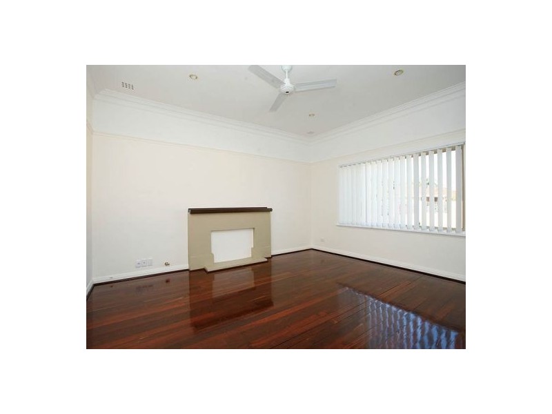 1/10 Parsons Avenue, Manning WA 6152