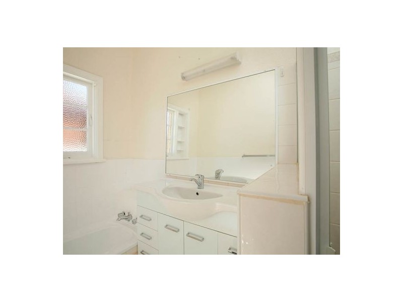 1/10 Parsons Avenue, Manning WA 6152