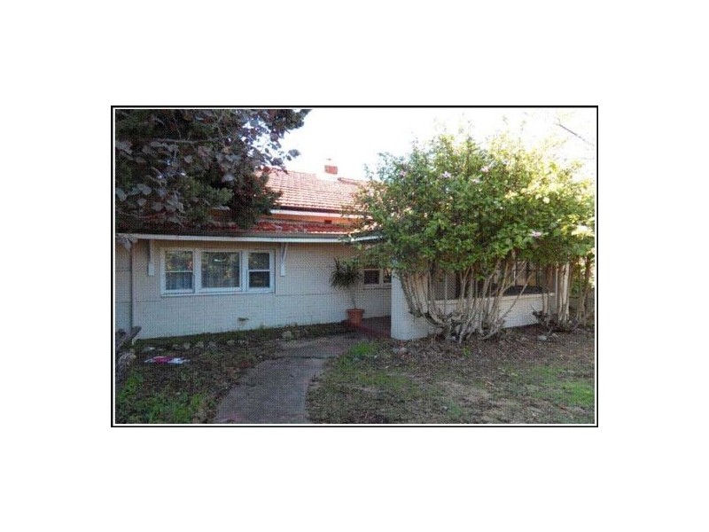 96 Lockhart Street, Como WA 6152