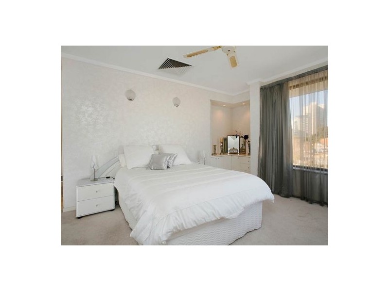 4/100  Mill Point Road, South Perth WA 6151