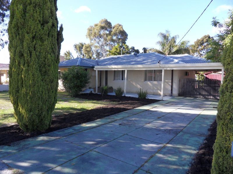 39 Hughenden Drive, Thornlie WA 6108