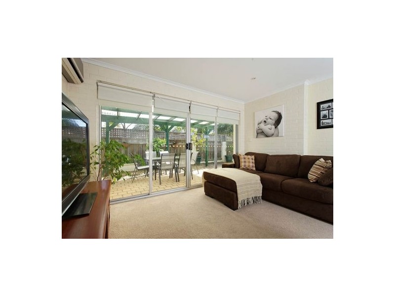 12 Davilak Crescent, Manning WA 6152