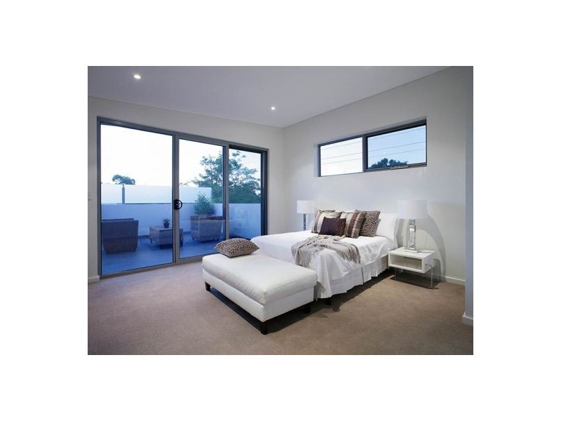 3/111 Summers Street, Perth WA 6000