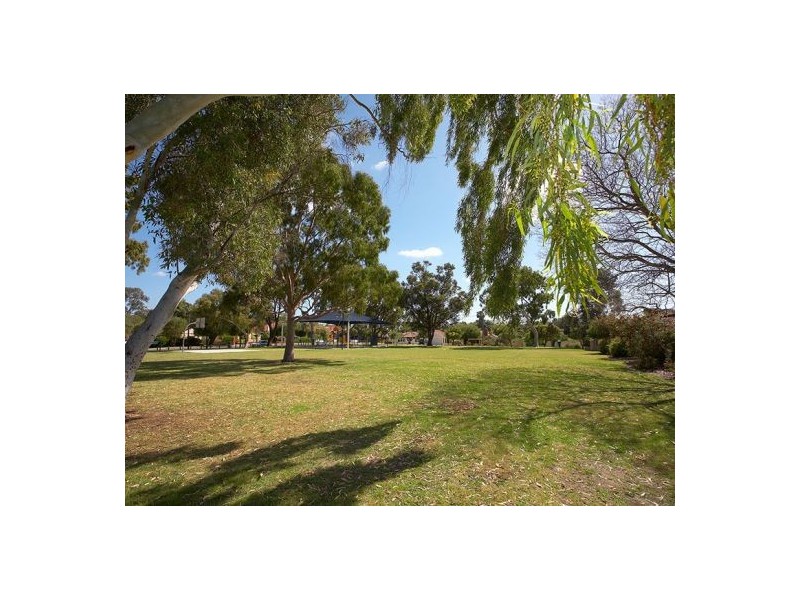 52 Lansdowne Road, Kensington WA 6151