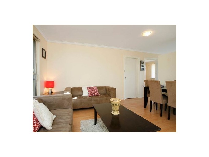 13/413 Canning Highway, Como WA 6152