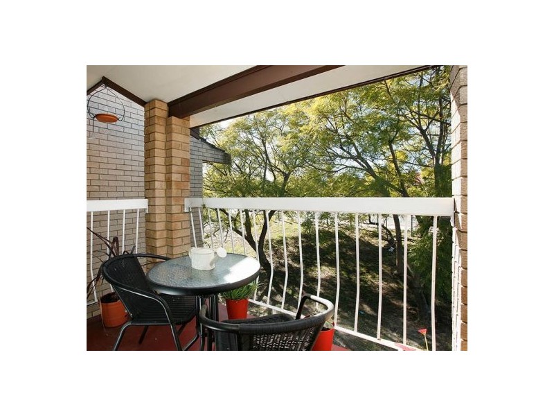 13/413 Canning Highway, Como WA 6152