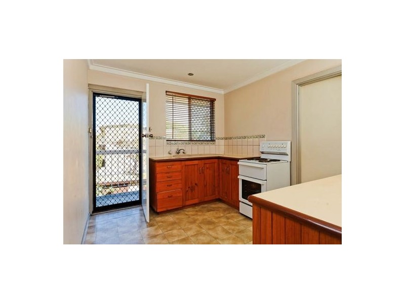 10/413 Canning Highway, Como WA 6152