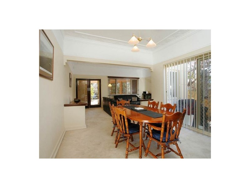 1 Lansdowne Road, Kensington WA 6151